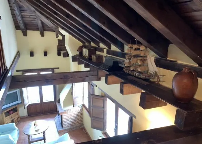 La Dehesilla Apartment